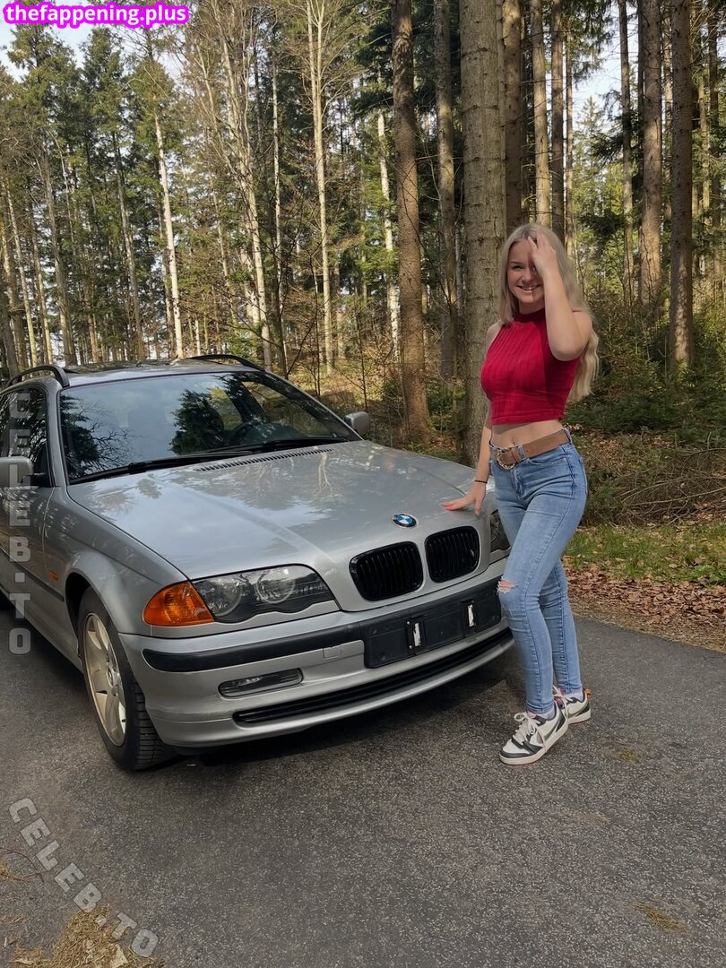 Cute crystal leaked private photo uncensored HD quality