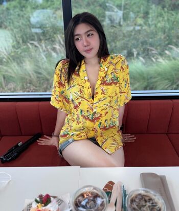 Niparat konyai page leaked private photo uncensored HD quality