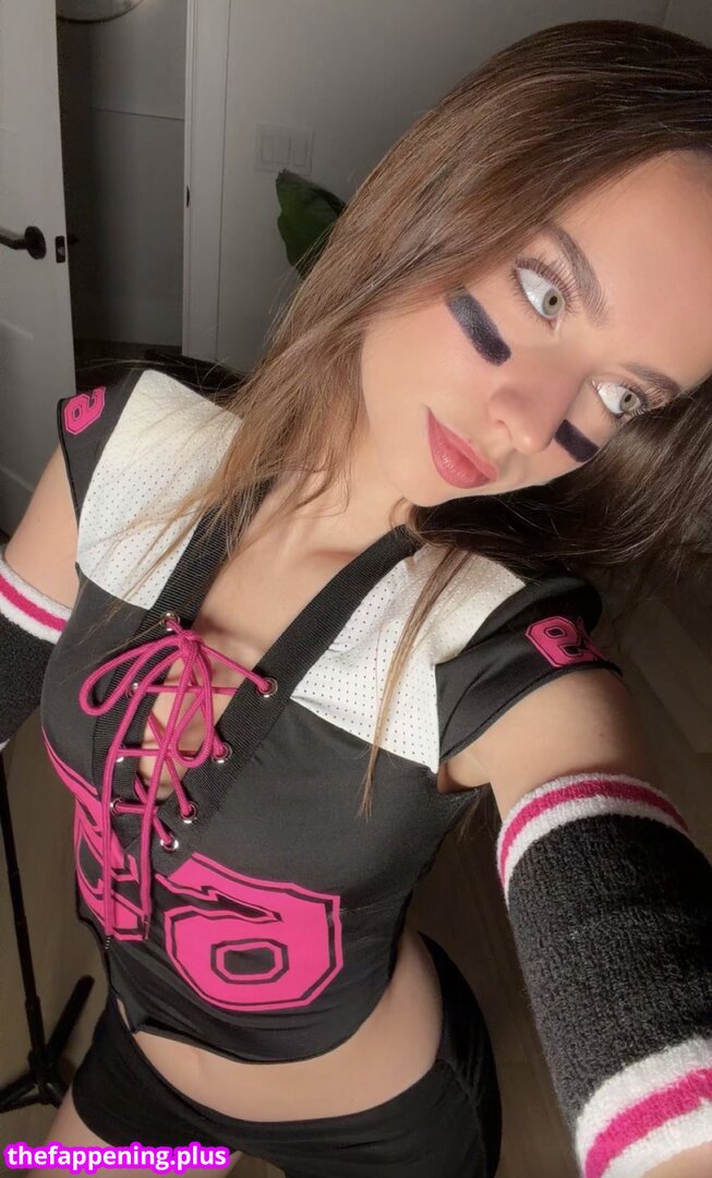 Nnayetakk / leaked private photo uncensored HD quality