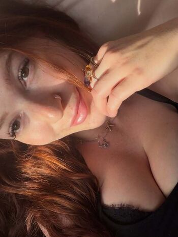 Notemilyb page leaked private photo uncensored HD quality