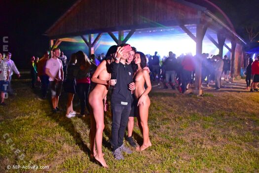 Nude in public page leaked private photo uncensored HD quality