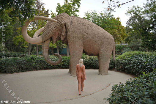 Nude in public leaked private photo uncensored HD quality