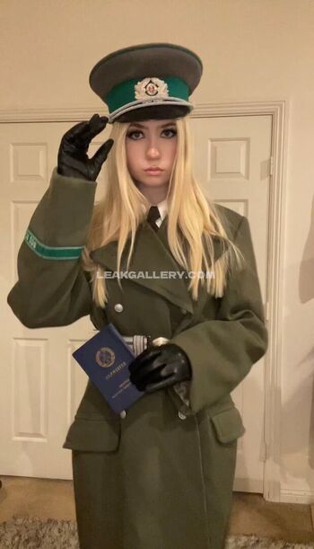 Offizieramira leaked private photo uncensored HD quality