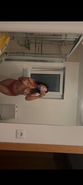 Oyarien mym leaked private photo uncensored HD quality