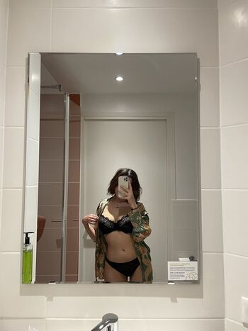 Oyarien mym leaked private photo uncensored HD quality