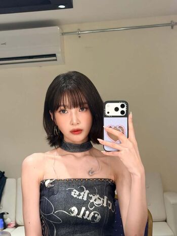 Park soo young page leaked private photo uncensored HD quality