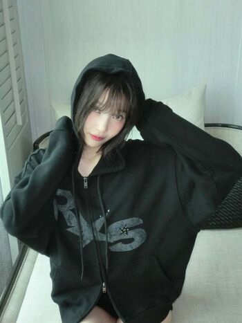 Park soo young page leaked private photo uncensored HD quality
