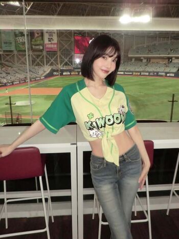 Park soo young page leaked private photo uncensored HD quality