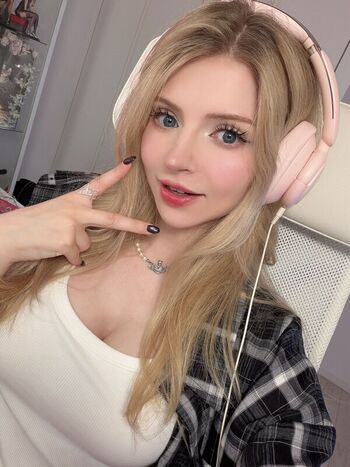 Peachmilky leaked private photo uncensored HD quality