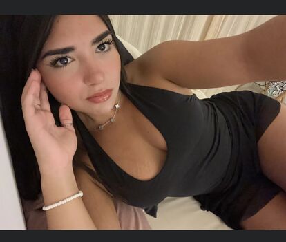 Petite maya leaked private photo uncensored HD quality