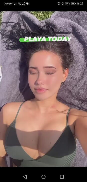 Petitebruneone leaked private photo uncensored HD quality