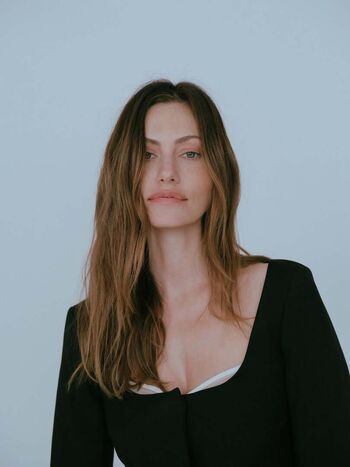 Phoebe tonkin leaked private photo uncensored HD quality