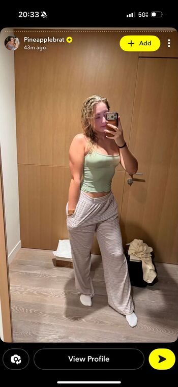 Pineapplebrat leaked private photo uncensored HD quality