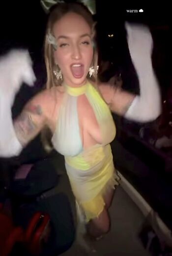 Pinkbunny poison page leaked private photo uncensored HD quality