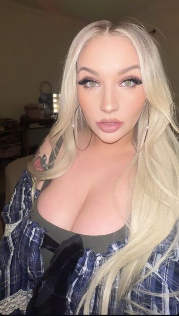 Pinkbunny poison page leaked private photo uncensored HD quality