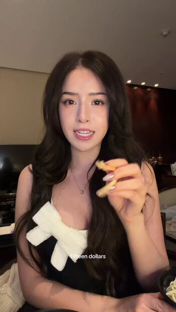 Pokimane  page leaked private photo uncensored HD quality