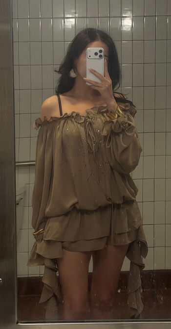 Pokimane  page leaked private photo uncensored HD quality