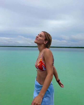 Pommelien thijs page leaked private photo uncensored HD quality