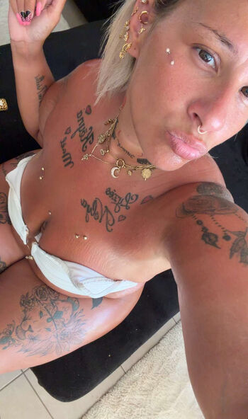 Princessemiymiy leaked private photo uncensored HD quality