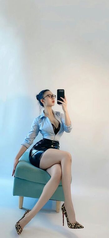 Qiaoniutt  page leaked private photo uncensored HD quality