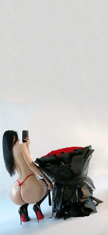 Qiaoniutt  page leaked private photo uncensored HD quality