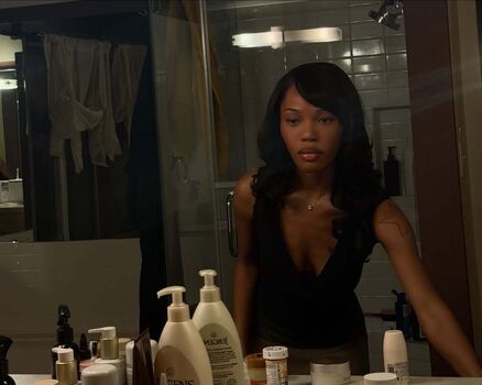 Quenlin blackwell leaked private photo uncensored HD quality