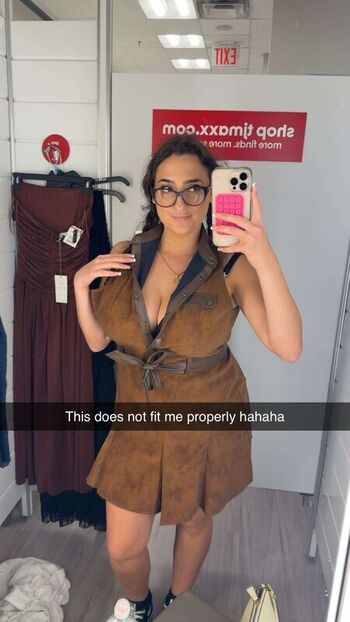 Qveenjulia leaked private photo uncensored HD quality