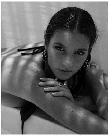 Rachelle van waardhuizen  page leaked private photo uncensored HD quality