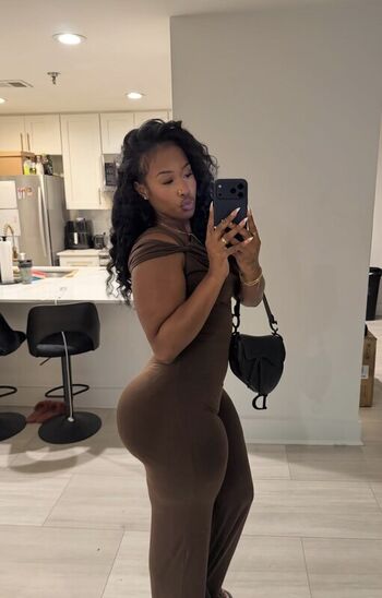 Realkeylamarie leaked private photo uncensored HD quality