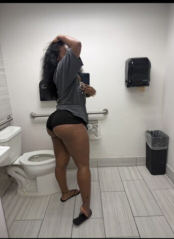 Realkeylamarie leaked private photo uncensored HD quality