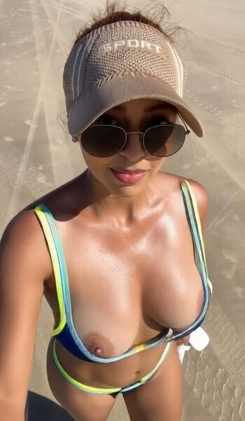 Redheadgabyho leaked private photo uncensored HD quality
