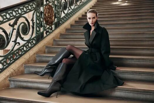 Rosie huntington whiteley  page leaked private photo uncensored HD quality