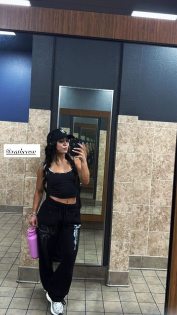 Roxanne perez page leaked private photo uncensored HD quality