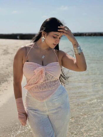Saadhananaidu leaked private photo uncensored HD quality