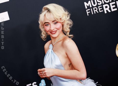 Sabrina carpenter  page leaked private photo uncensored HD quality