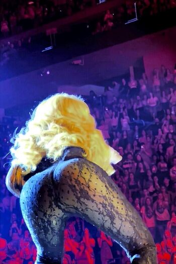 Sabrina carpenter  page leaked private photo uncensored HD quality