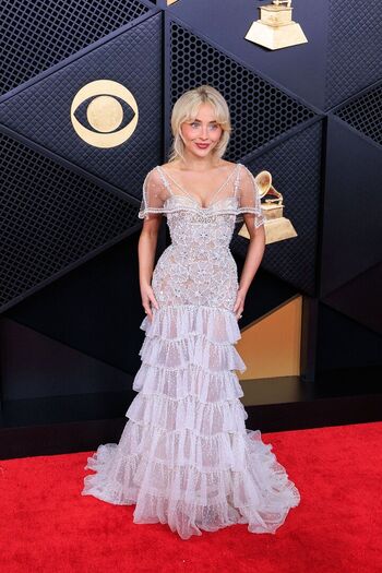 Sabrina carpenter  page leaked private photo uncensored HD quality