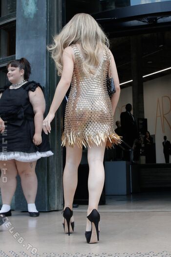 Sabrina carpenter  page leaked private photo uncensored HD quality