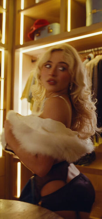 Sabrina carpenter  page leaked private photo uncensored HD quality