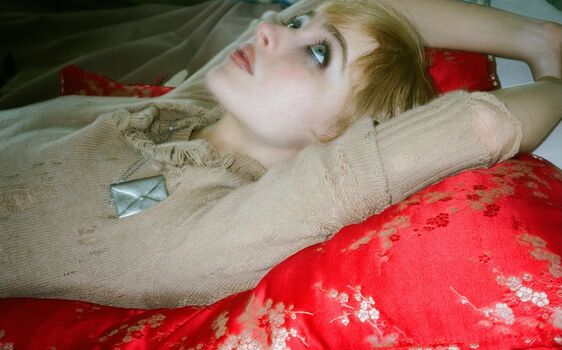 Sabrina carpenter  page leaked private photo uncensored HD quality