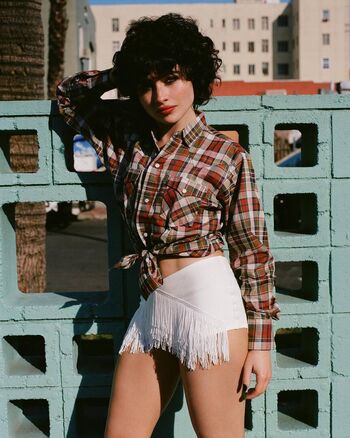 Sabrina carpenter  page leaked private photo uncensored HD quality