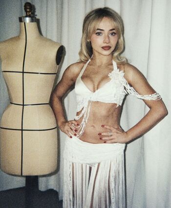 Sabrina carpenter leaked private photo uncensored HD quality