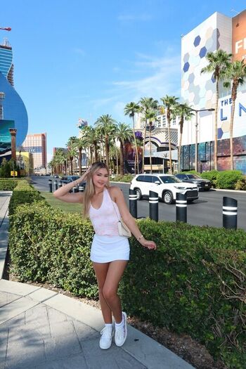 Sabsthesav page leaked private photo uncensored HD quality