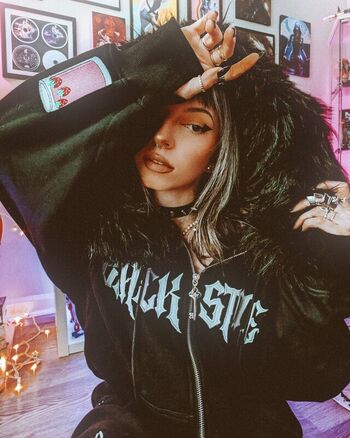 Sailorbeeee leaked private photo uncensored HD quality