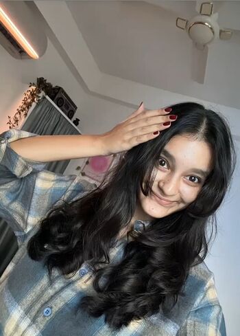 Sakshi pandey leaked private photo uncensored HD quality