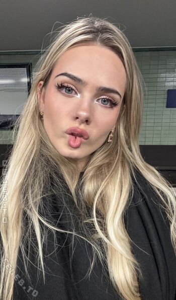 Sara crumbeleg leaked private photo uncensored HD quality