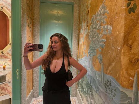 Sarabella harris page leaked private photo uncensored HD quality