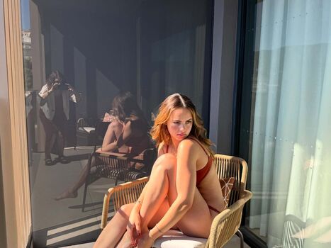 Sarabella harris page leaked private photo uncensored HD quality