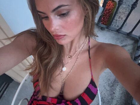 Sarabella harris page leaked private photo uncensored HD quality