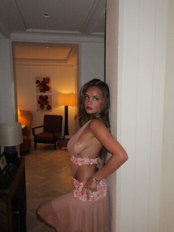 Sarabella harris page leaked private photo uncensored HD quality
